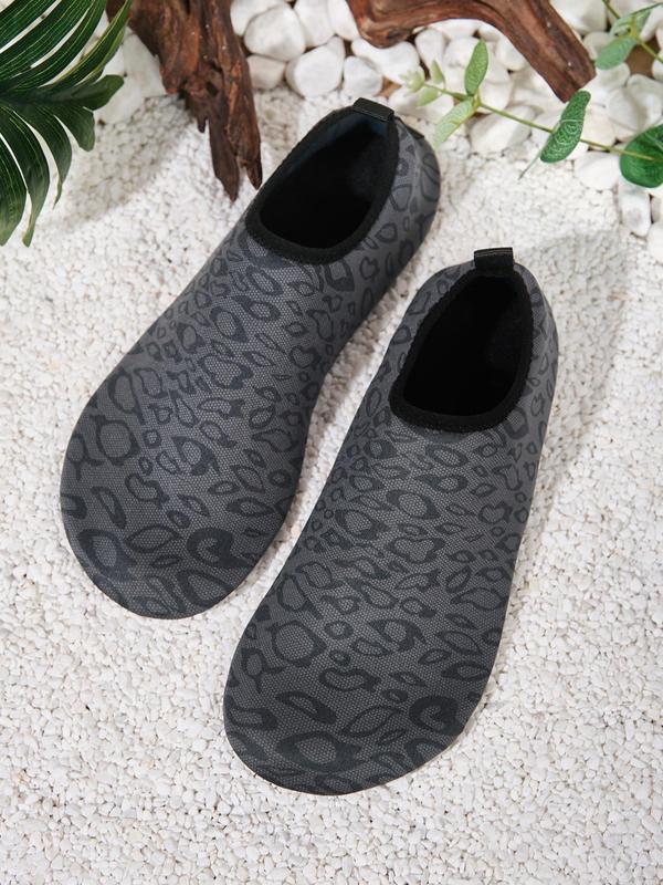 Men's Random All Over Print Slip On River Trekking Shoes, Sporty Comfortable Non-slip Quick Drying Shoes, 2024 Summer Water Shoes Aqua Shoes, Sports Shoes for Beach Outdoor Activities 1