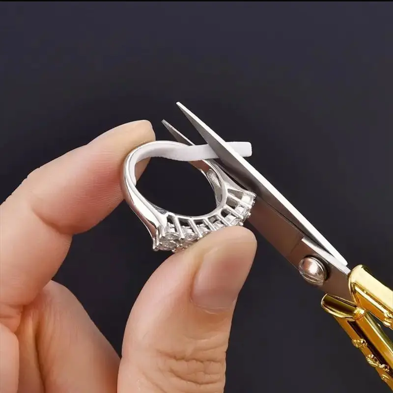 Pengganjal Cincin Pengecil Ukuran Ring Adjuster dengan Bahan Sepon Lengket Kuat untuk Cincin Kebesaran 3