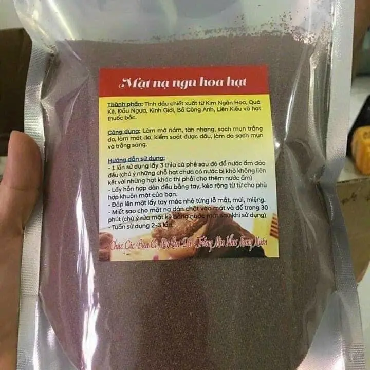 Mặt nạ ngũ hoa ,Mặt nạ ngũ hoa  Hàng đẹp,hạt to ,sạch loại 1  K rác,kết dính tốt E về sll   Làm sạch da, căng mướt và mịn màng.  Giảm thâm, nám, tàng nhang, tăng độ trắng sáng tự nhiên.  Dạ khỏe mạnh, làm giảm rõ rệt tình trạng mụn.