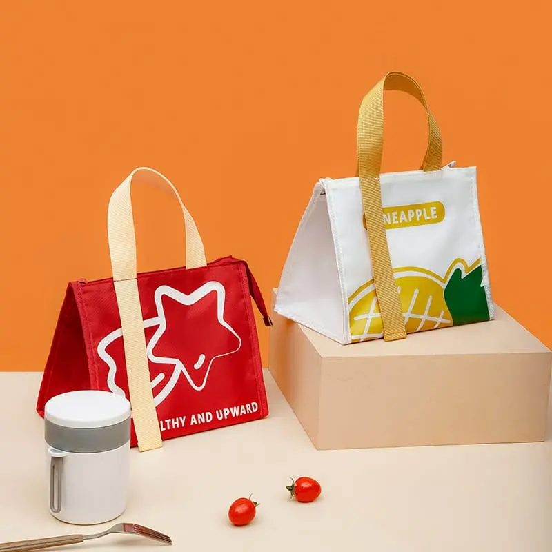 Lunch bag bahan oxford ukuran 24.5x21x17cm dilengkapi aluminium foil/Tas bekal BW0009 2