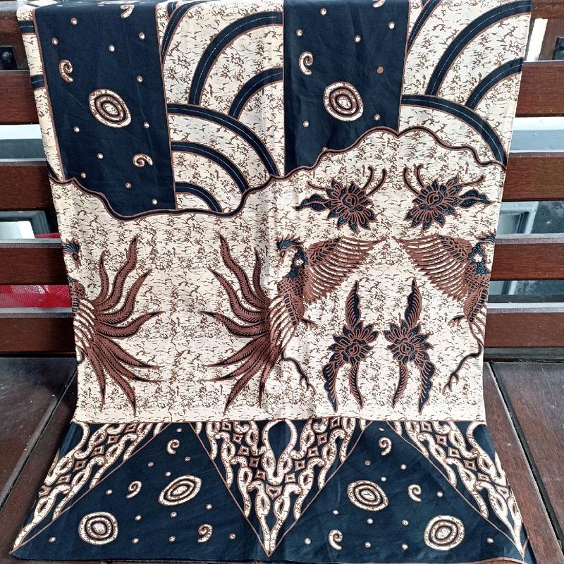 Kain Batik Motif Parikesit - Bahan Katun Prima Mestres Sanforise, Panjang 240cm dan Lebar 110cm - Gift, Aksesoris 0