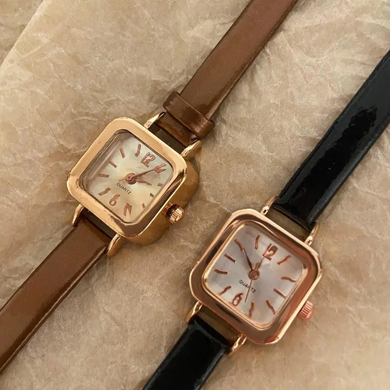 Small square watch student women's temperament college style literary small dial strap