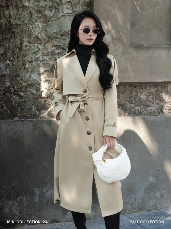 [ BOHEE ] Áo măng tô dáng dài màu be - A436
