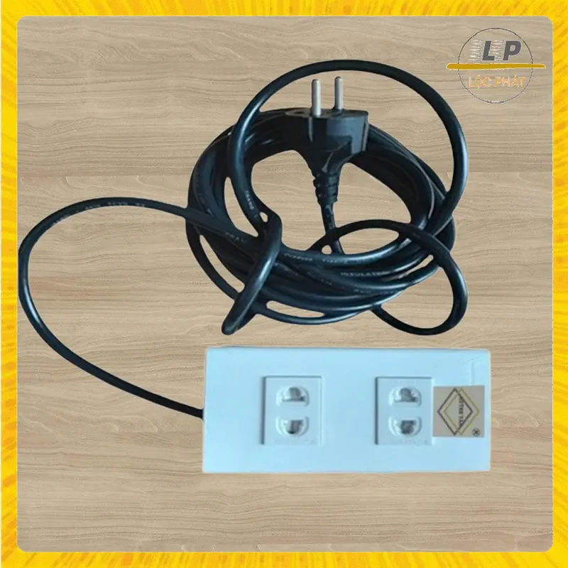 Bộ chuyển nguồn 220v sang 110v dùng cho máy nội địa Nhật, nhỏ gọn - tiện lợi - cơ động... 0