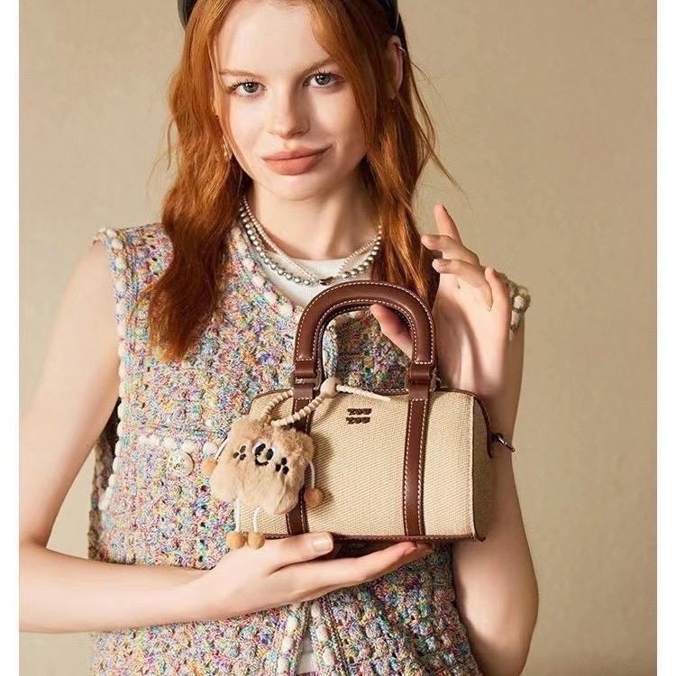 Túi Xách Nữ - Hàng nội địa trung (tặng kèm cham) dáng trống trẻ trung xách tay đeo chéo phong cách hàn quốc