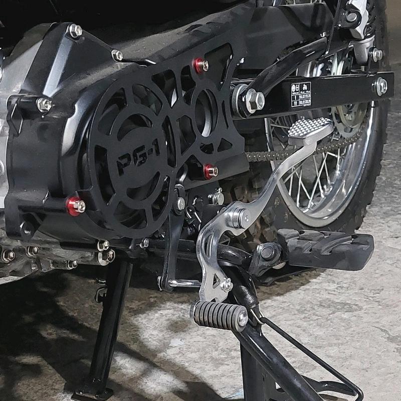 ốp bảo vệ lốc máy 2 bên cho xe PG1 YAMAHA (tặng kèm khâu ốc đầy đủ)