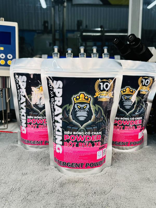 Túi Bột Rửa Xe Có Chạm Sprayking 1kg, Pha 8-10 lít Xà Bông Siêu Bọt, Bóng Sạch Xe và Hương Thơm Mạnh - Chính Hãng Sprayking