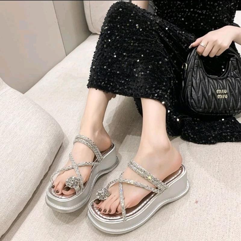 Dép bánh mì nữ cao 5 cm NGỌC TRÌNH STORE  khóa đá đính xoằn hàng quảng châu KB 021 DéP GiàY Shoes Nhung Jean Len Sandal Đồng