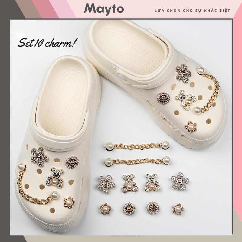 Bộ 10 Sticker Charm 3D chủ đề Bling gấu xích DIY Mayto gắn Dép Sục JB-117
