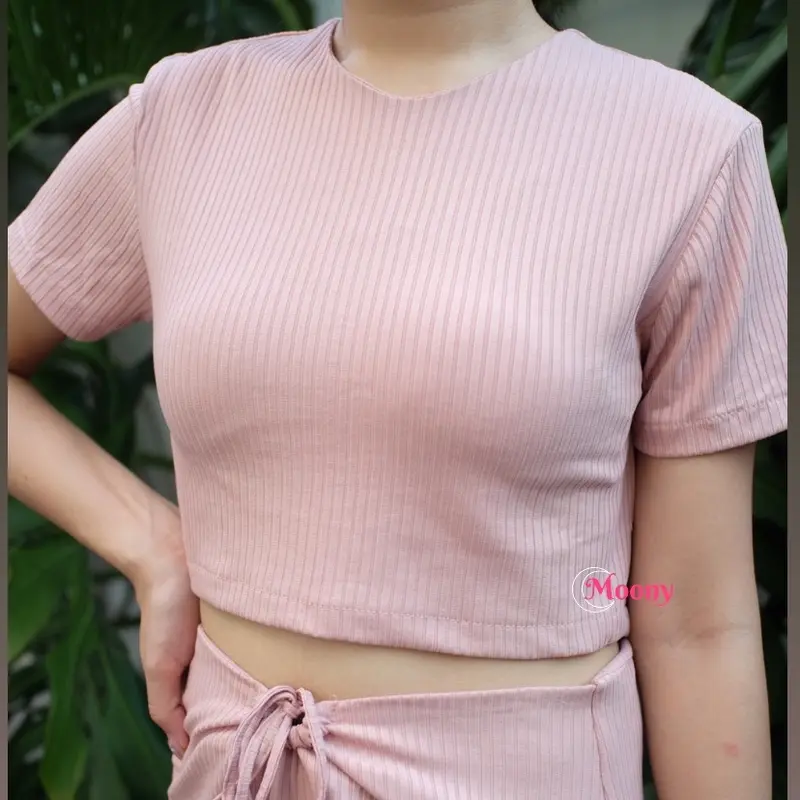 QUELA SET (top & skort) knit Setelan Wanita 1