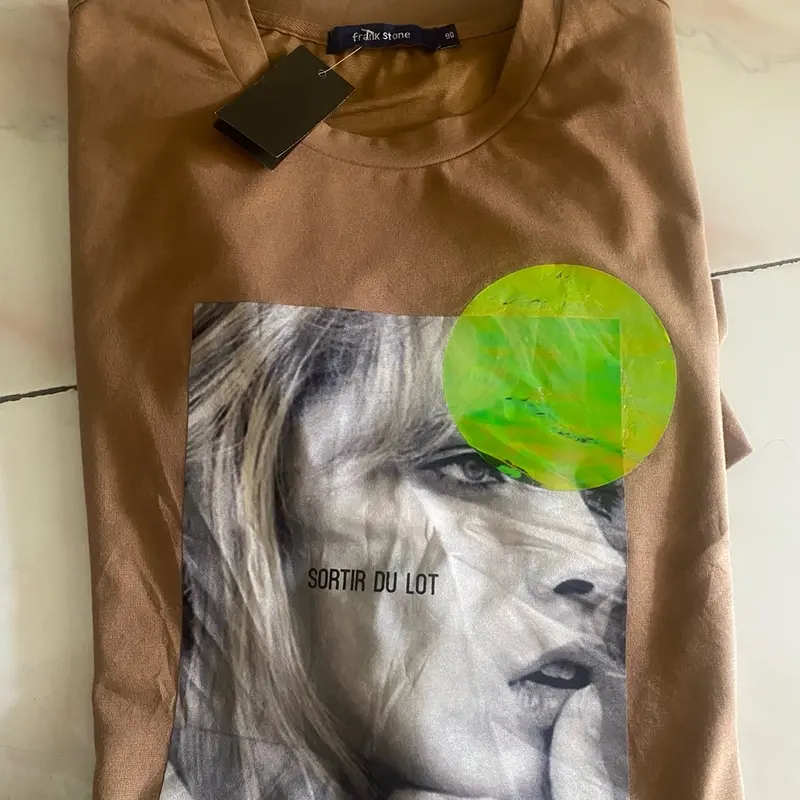 Kaos oversize karakter Katun 0