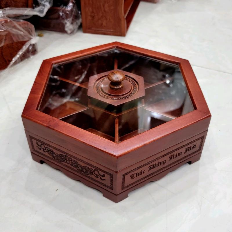 Khay đựng mứt tết bằng gỗ hương lục giác kính . Khay đựng bánh kẹo ngày tết
