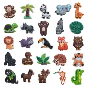 300 Pin Sandal Charms Kebun Binatang