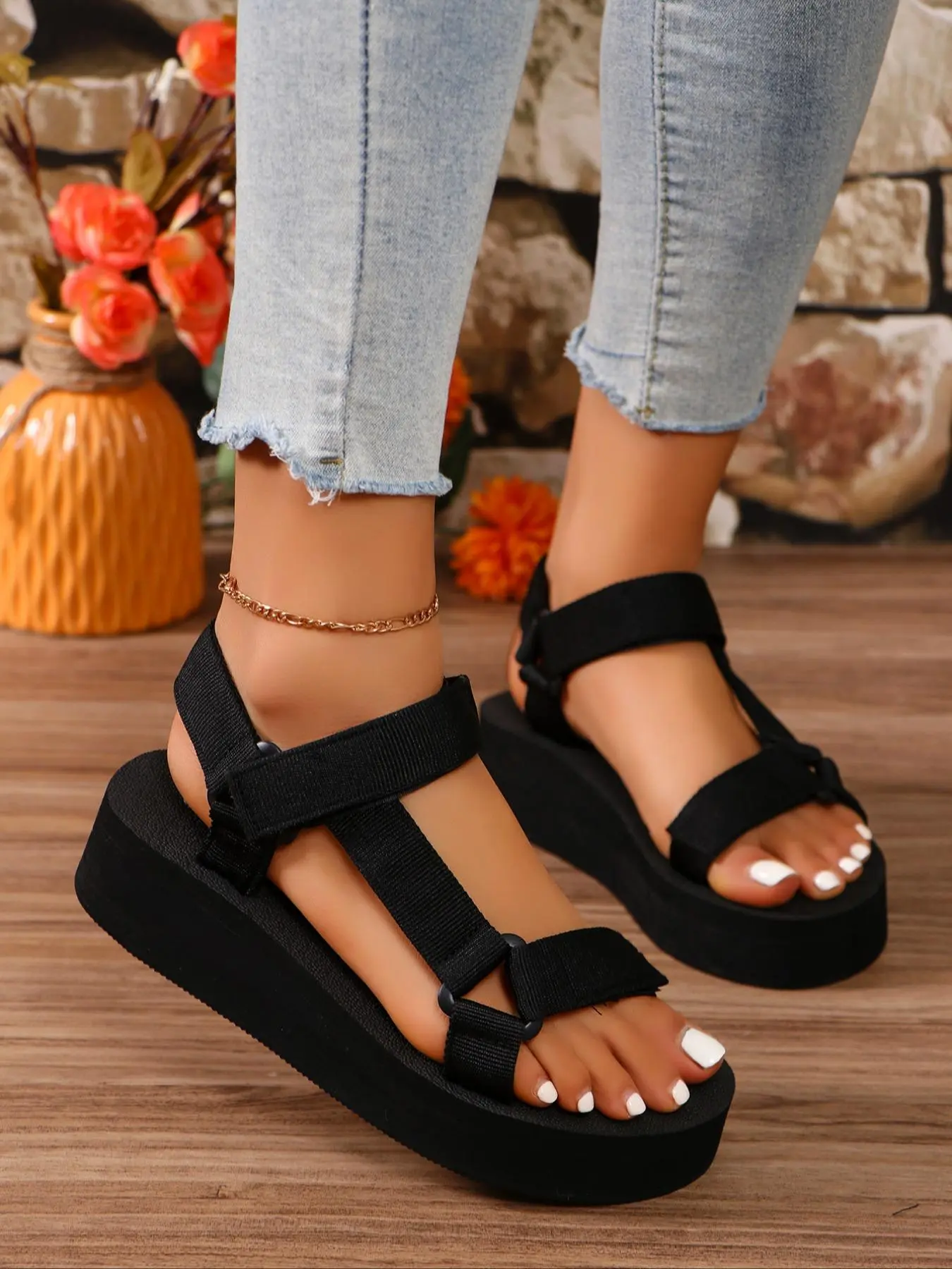 Women's Solid Color Hollow Out Design Velcro Sandals, Casual Open Toe Sandals for Summer Beach, Fashion All-match Sandals for Daily Wear