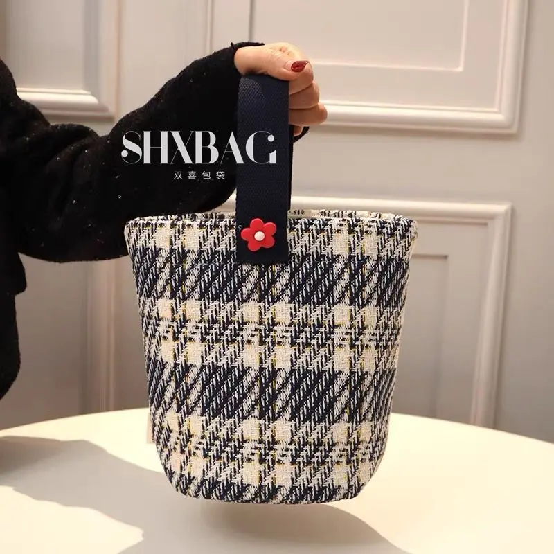 [Store Hot Sale] Fashionable Simple Plaid Korean Canvas Bucket Bag Casual Versatile Mommy Bag Thickened Lunch Box Bag Handheld Bag