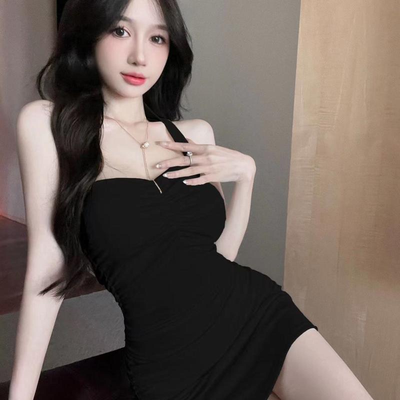 Product Introduction of Váy Cổ Yếm Phong Cách Dễ Thương Và Gợi Cảm, Trang Phục Mùa Hè Cho Nữ, Thiết Kế Đẹp, Bó Sát Eo Độc Đáo, Hông Xếp Ly Gợi Cảm Và Thanh Lịch, Váy Nhỏ 24