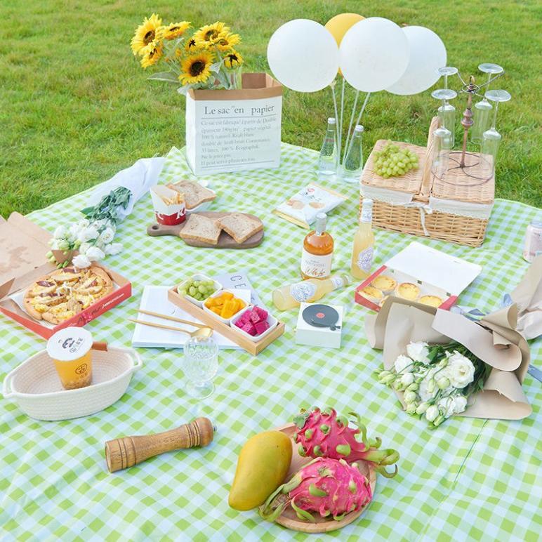 Thảm trải picnic chống thấm size lớn gấp gọn tiện lợi mang đi dã ngoại đi phượt, bạt trải cỏ nhiều màu nổi bật trẻ trung Camping Cắm Trại Đi Cắm Trại