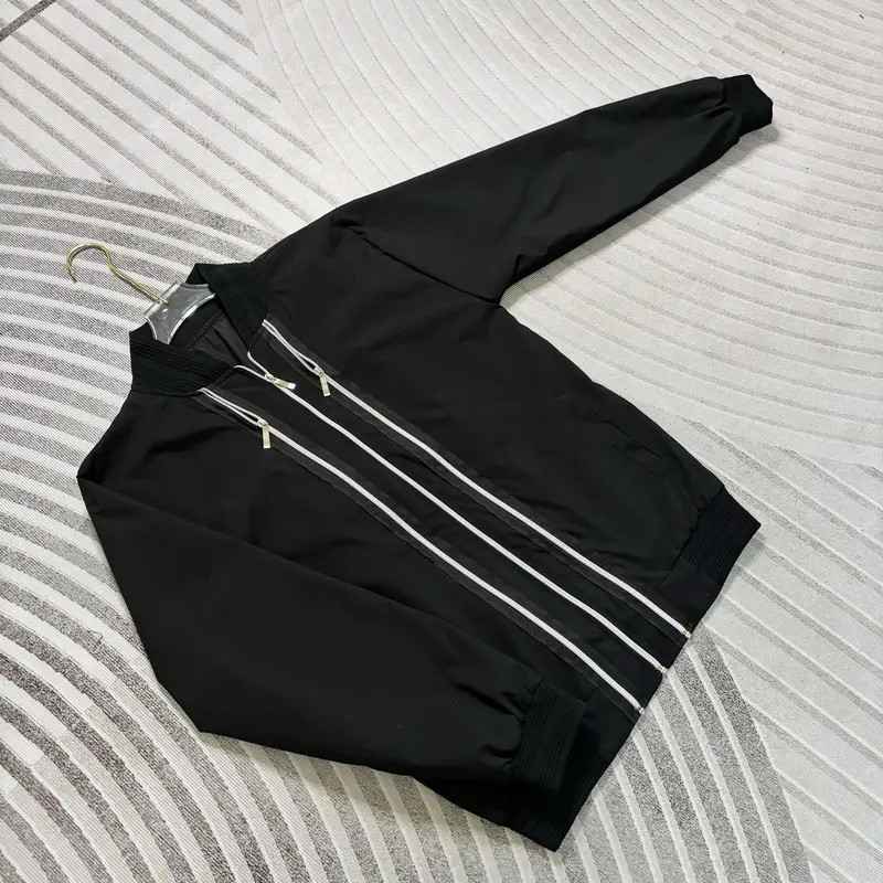 Áo khoác 3 khóa đen chất gió 2 lớp bo gân dành cho nam nữ from unisex 4
