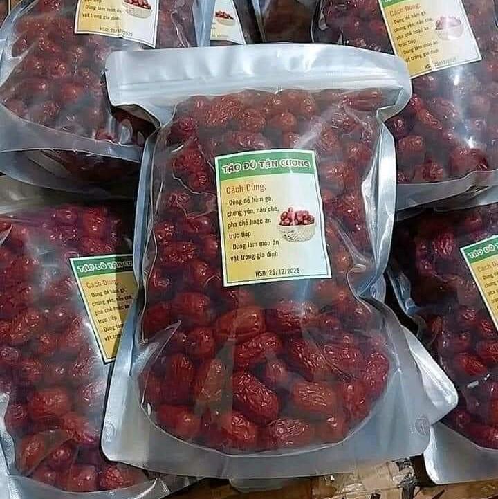 Táo đỏ tân cương loại ngon, dẻo( túi 1 kg) 1