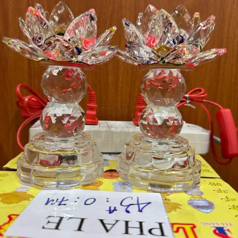 Đèn pha Lê 43a cao 15cm ngang 10cm trang trí sang trọng cho không gian bàn Phật bàn thờ tổ tiên 4