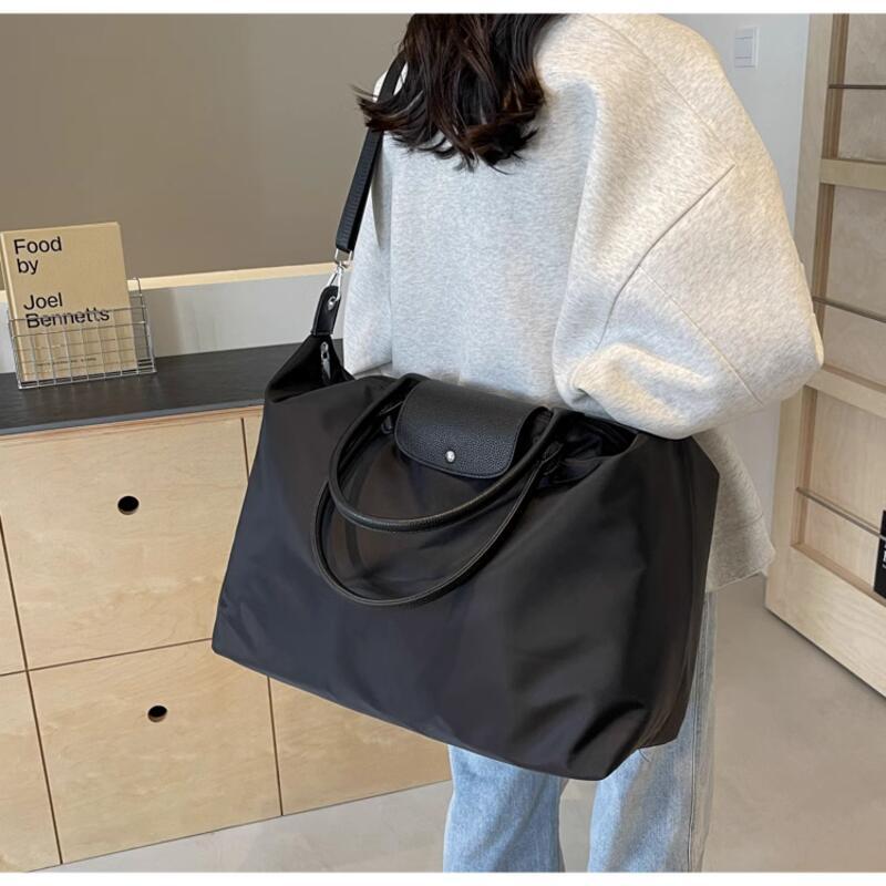 Product Introduction of Nylon short distance business travel fitness large capacity handbag, women's yoga training and exercise bag, shoulder bag 19