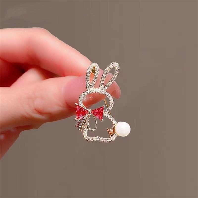 Product Introduction of Cute Cartoon Rabbit Bow Tie Brooch With Diamonds For Women, Pearl Brooch Pin, Tie Pin, Clothing, All-match 21