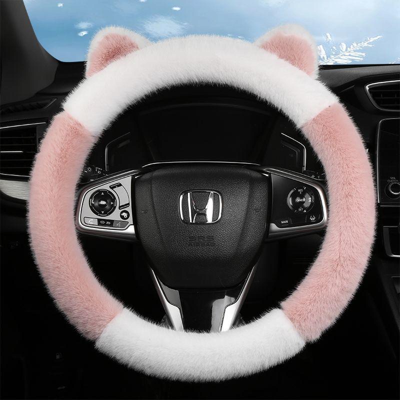 Product Introduction of Bọc Vô Lăng Ô Tô Mùa Đông, Lông Chồn Giả Dễ Thương, Nhồi Bông Ấm Áp, Unisex, Thiết Kế Hoạt Hình, Thích Hợp Cho Người Nổi Tiếng Trên Internet, Bọc Tay Cầm Chống Trượt, Nữ Thần, Năm 2025, Có Sẵn Trong Số 599; 599 7