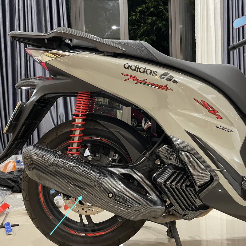  Ốp Pô Xe SH 2025 2024 SH 2023 Loại 125i 150i 160i Đời Mới - Nhúng Carbon - Dùng Chung SH 2020 2021 2022 - Hàng Loại 1 Nhãn Dán Bảo Vệ 