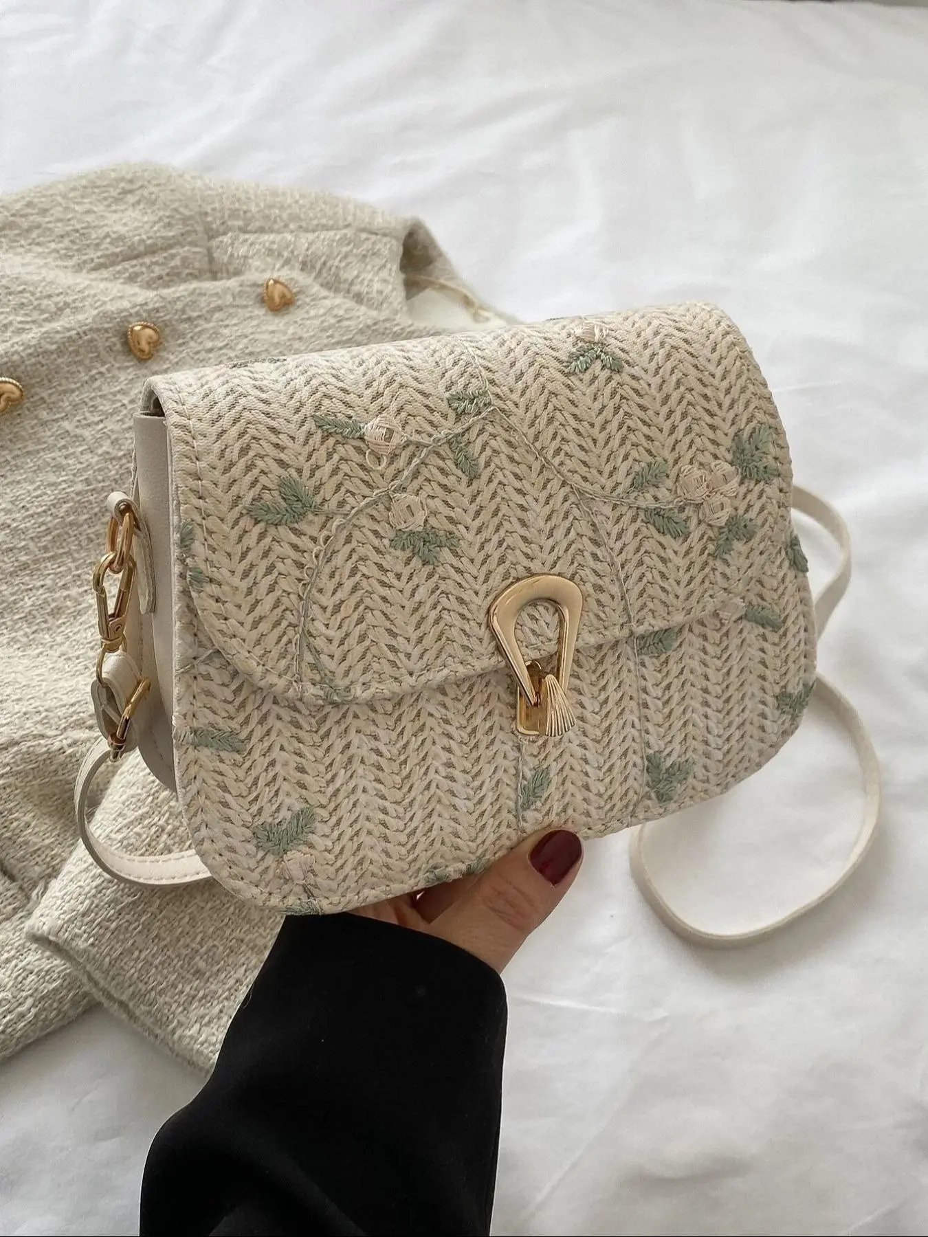 Women's Fashionable Floral Embroidering Design Crossbody Bag, Casual Shoulder Bag for Daily Used, Trendy Versatile High-quality Daily Commuting Purse