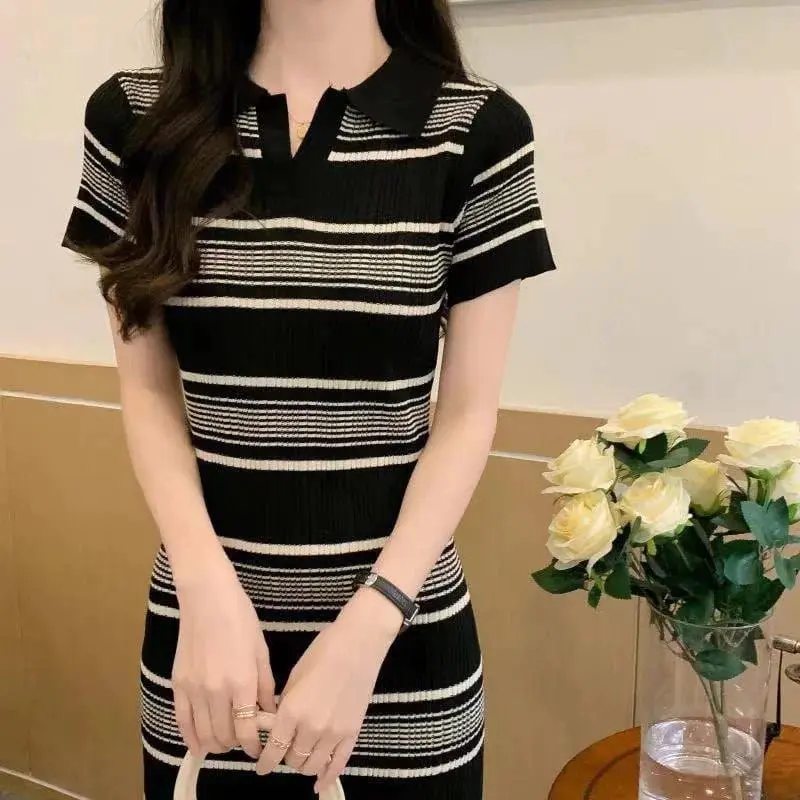 LISAII Dress Rajut Wanita Korean Style Gaun Casual Motif Salur 5