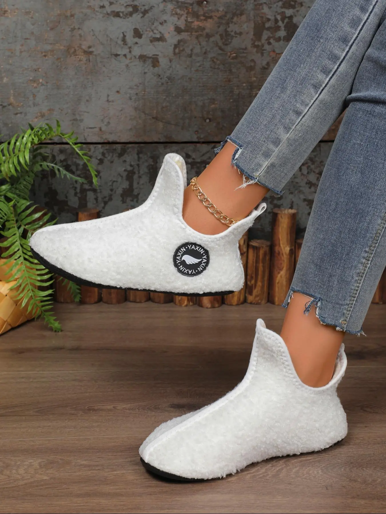Women's Solid Color Plush Slippers, Casual Soft Comfortable Home Slippers, Warm Slippers for Indoor & Outdoor Use for Fall & Winter, Footwear