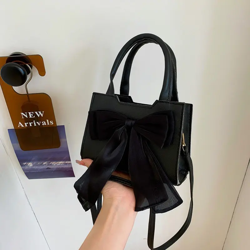 Túi Xách Nữ Đeo Chéo Đeo Vai Xách Tay Mini 2 Quai Đính Nơ dáng mini siêu xinh Bag Da Kem 1