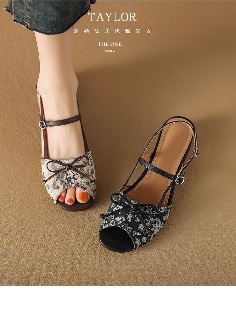 Product Introduction of Dép Phong Cách Trung Quốc, Gót Chunky, Phong Cách Quốc Gia, Hàng Mới Về 2024, Thích Hợp Cho Mùa Hè, Với Váy, Gót Giữa, Giày Cao gót, Khóa Dây Đeo Mắt Cá Chân 2