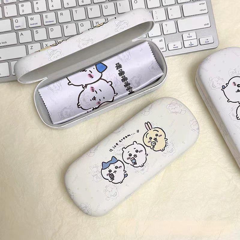 Hộp đựng kính cạnh tròn họa tiết hoạt hình vui nhộn HKCANHTRONHH285