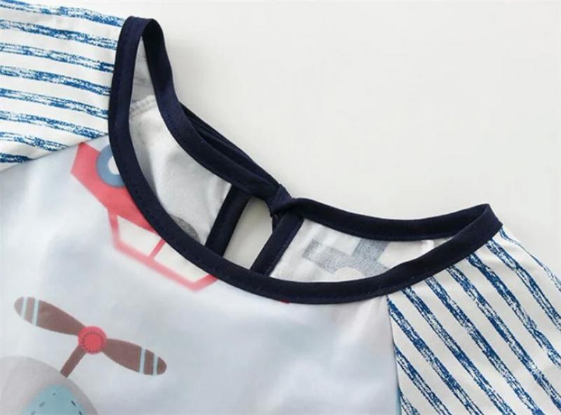 Product Introduction of Newborn Baby Bibs Blouse Waterproof Long-sleeved Reverse Dressing Infant Eating Clothes Apron Bib Protective Clothing 0-2Years 11