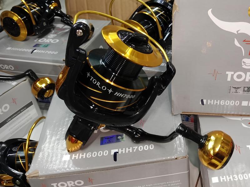 máy câu cá kim loại tay quay núm toro Bắt Cá Fishing Ca Đi Câu Fish Đồng Bi Fire