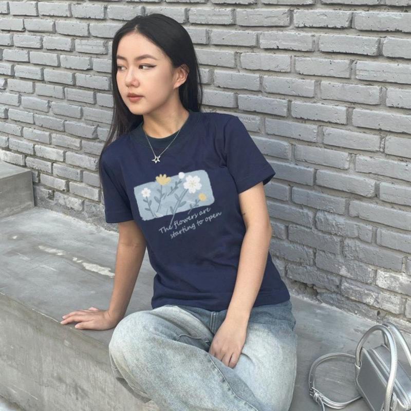 Áo Thun Baby Tee DaaLaa Store In Hình Hoa Đơn Giản The Flower A5972 7