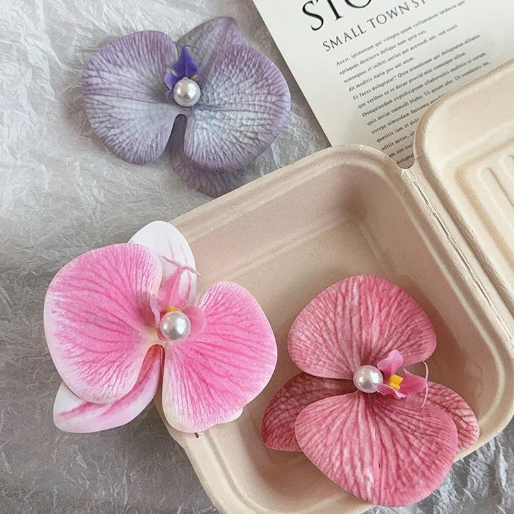 Product Introduction of Elegant Phalaenopsis Flower Hair Clip, Side Bangs Hairpin For Women, New Arrival Forehead Pearl Hair Ornament 1