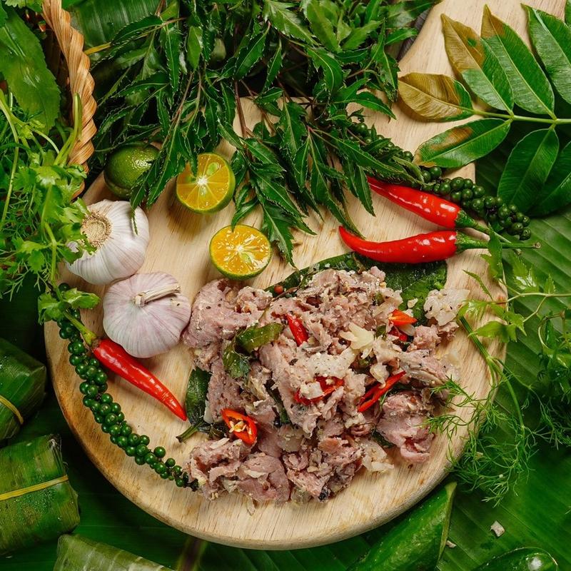 Combo nem chua 2 hộp và 1 hộp tương ớt. Lão bạc xứ Quảng không không thịt & hải sản đã chế biến lạpxưởng live hằngdumục không hữu cơ có lạp xưởng atus Cay Heo nem nắm tré trộn nem  chua nem  chua nem  chua huta