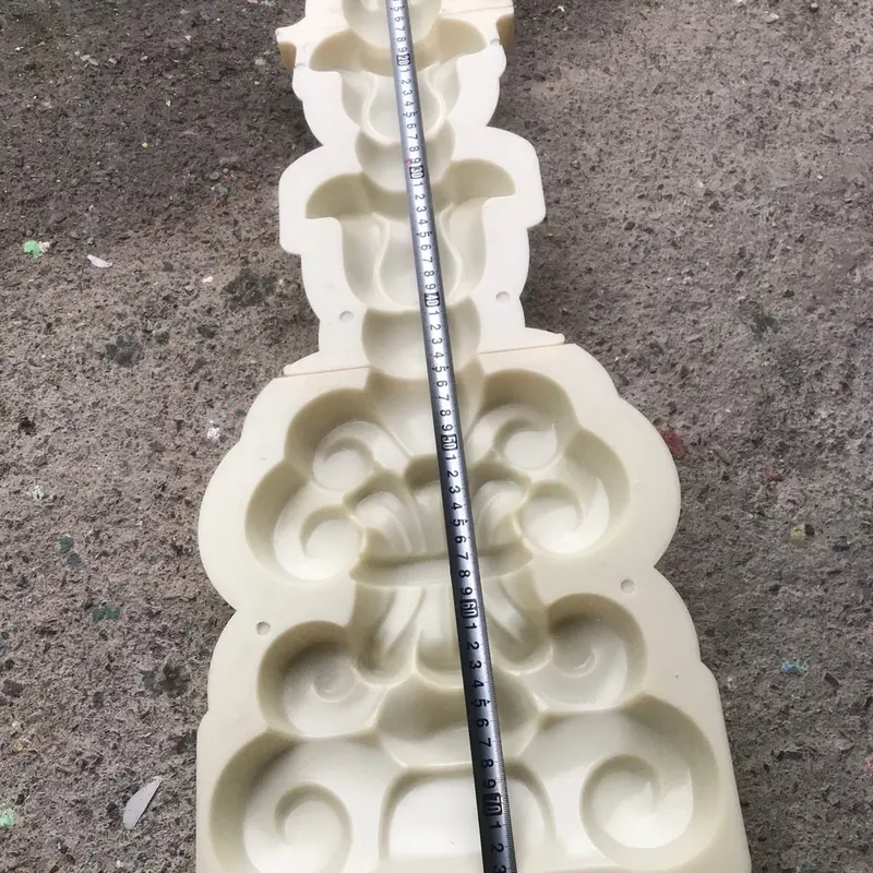 Khuôn đúc dây hoa chuông dài 73,5cm nhựa abs 2