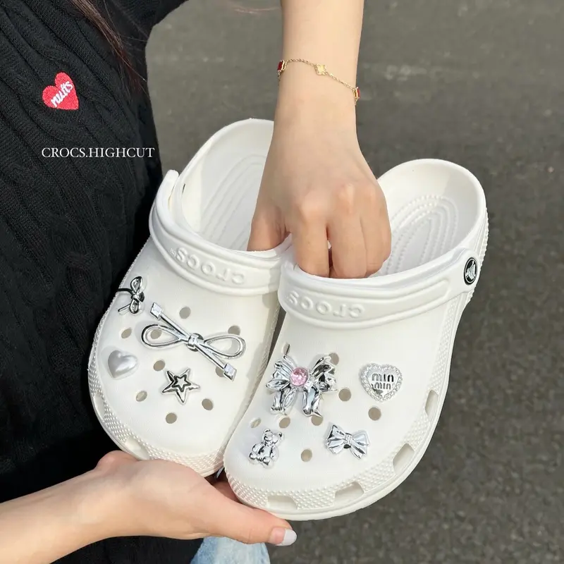 Set sticker Nơ Xinh phối cùng dép sục, Cờ Rốc ( Không có dép) 2