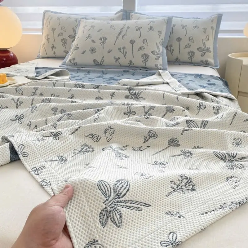 Chăn thun lạnh ICy ép hoạ tiết. Mát lạnh cho mùa hè năm nay