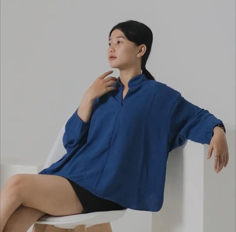 Stavelot - Charlotte V Neck - Kemeja Oversize Wanita Lengan Panjang Casual Bahan Crinkle Airflow 5