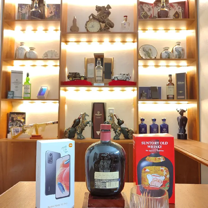 Vỏ chai r ngoại SUNTORY, NHẬT BẢN 5