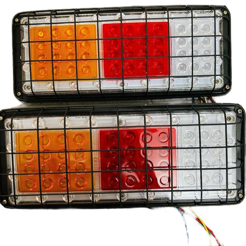 Một đôi (2 cái) đèn hậu 3 khoang lồng sắt 24v siêu đẹp dành cho xe tải Led