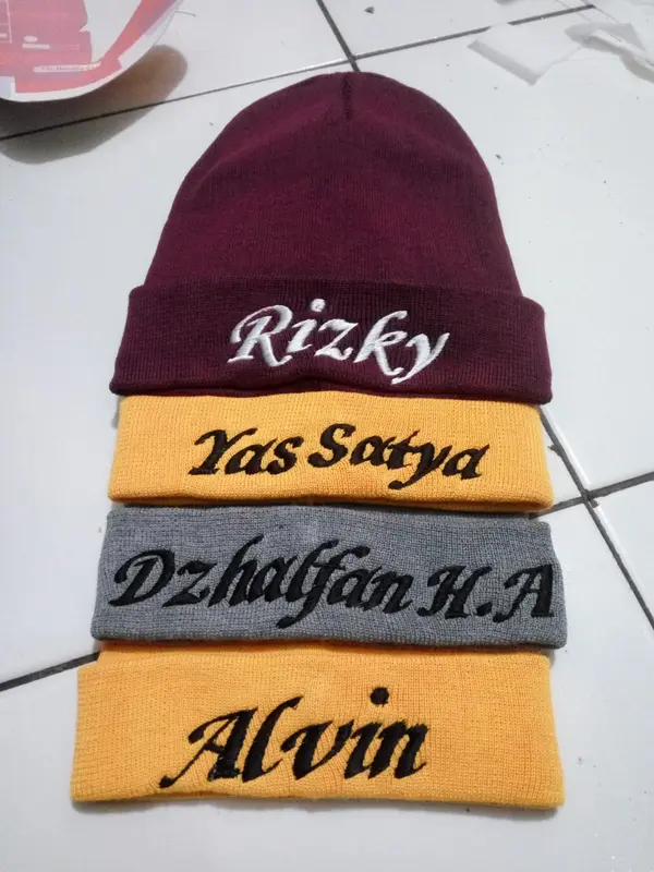 Topi Kupluk Rajut Anak Bordir nama Usia 0-4 Tahun Kupluk Bayi Hitam 3