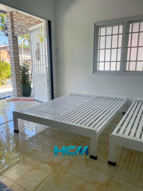 Giao Hỏa tốc HCM _ Giường Palet bằng sắt hộp 4x8 cao cấp 6