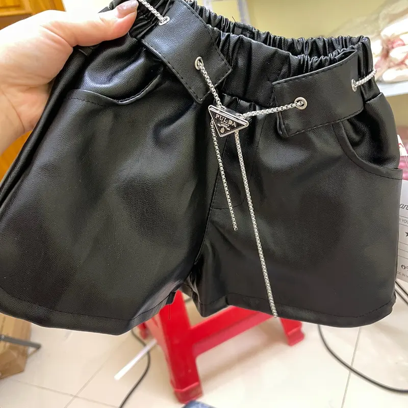 Quần sooc da 2 lớp sịn xò cho bé yêu size 10-25kg 0