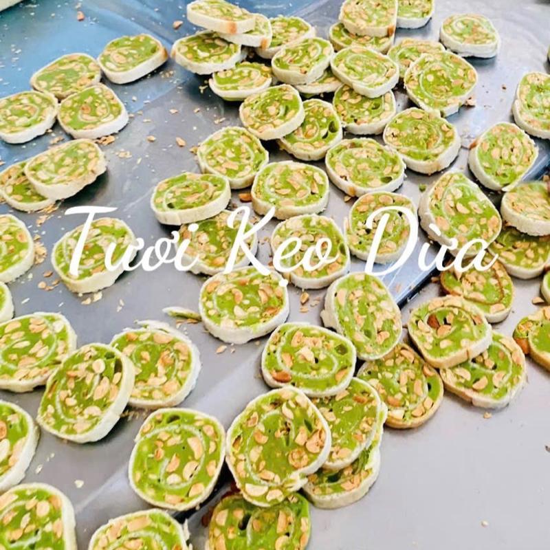 1KG KẸO DỪA NƯỚNG ĐẬU PHỘNG LÁ DỨA ÍT ĐƯỜNG Hữu cơ Lượng đường thấp đặc sản Bến Tre