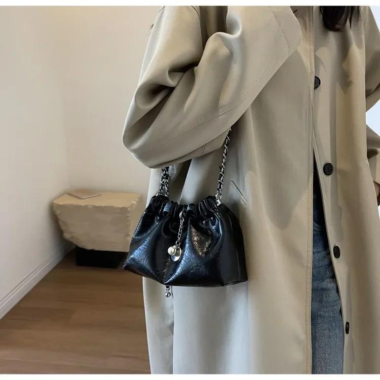 Product Introduction of Millennium Bag Women 2025 New High Sense Shoulder Bags Summer Chain Bag Fashion Bucket Bag Messenger Bags Purses Handbags 22